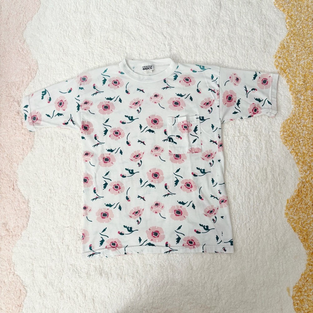VINTAGE 80s 90s Trend Basics White Floral Pink Oversized Crew Neck Tee T-Shirt